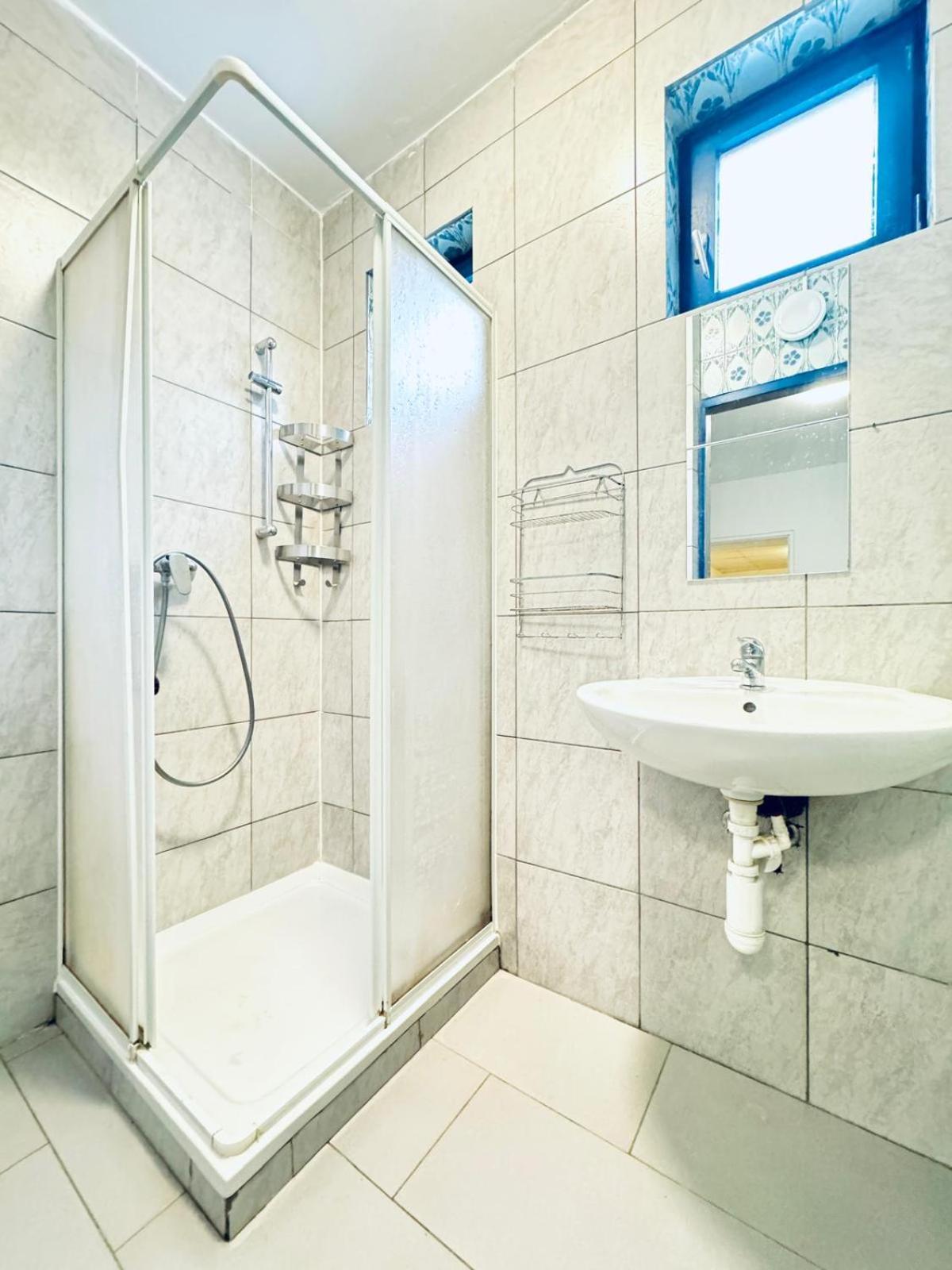 Affordable 2br Aptartment Direct Access To Apartment *