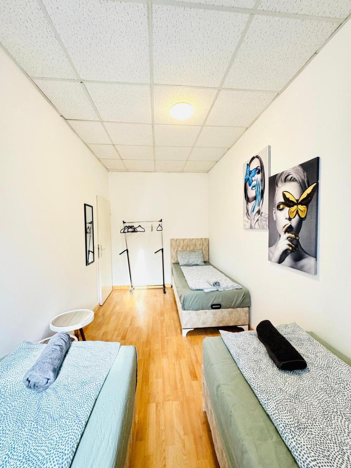 Affordable 2br Aptartment Direct Access To *
